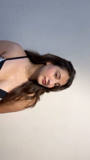 Vanya Nagpal Instagram - Grrrrrr🤓