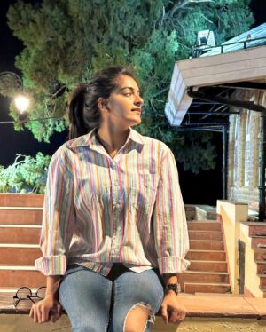 Varsha Panghal Instagram - ज़िन्दगी ख़ुद की है
तो उम्मीद भी ख़ुद से रखिए !♥️