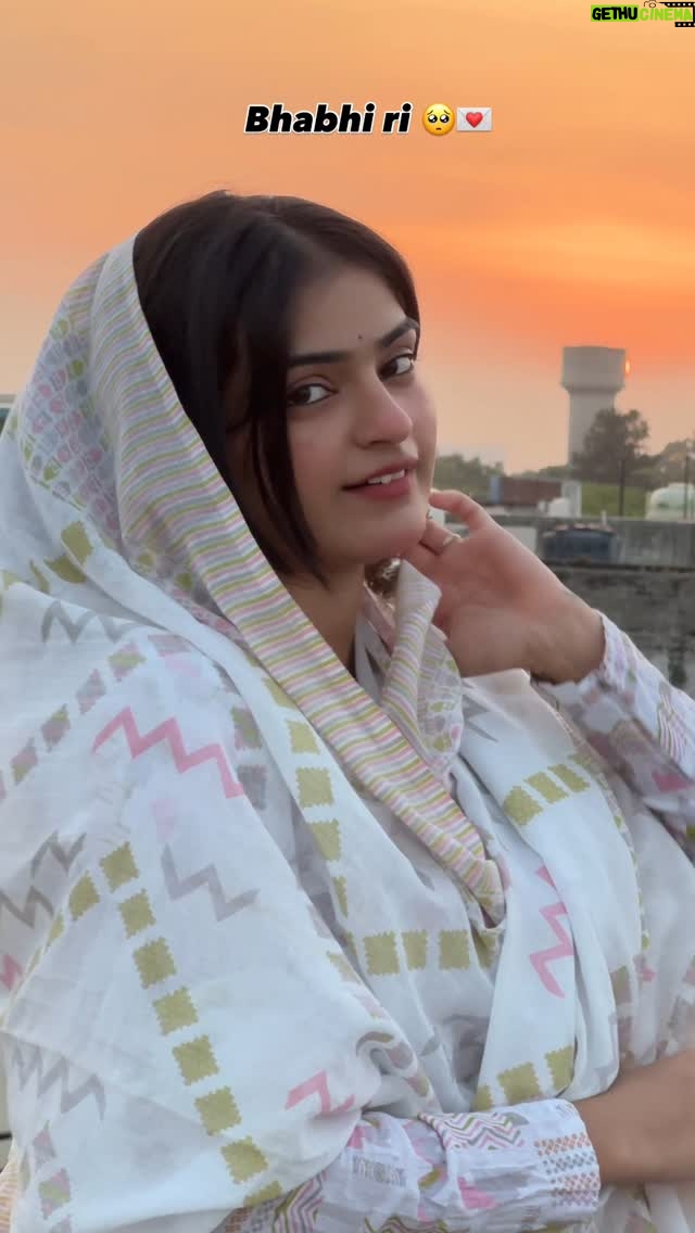 Varsha Panghal - 49.6K Likes - Nandoi bhabhi rii 🥹♥️