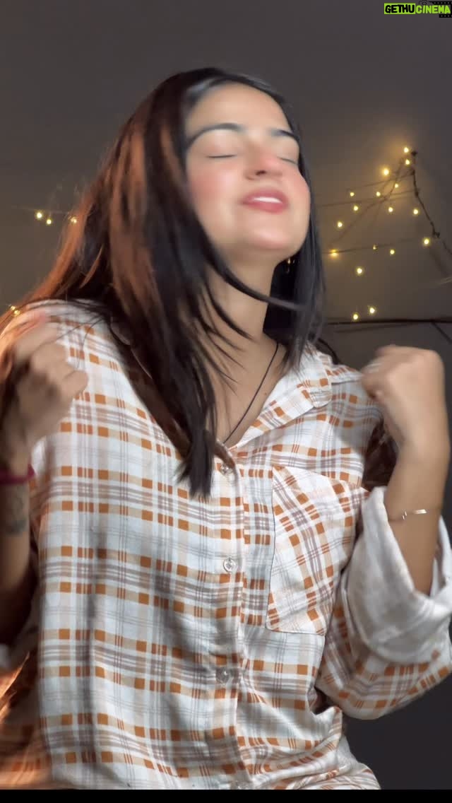 Varsha Panghal - 319.2K Likes - Barish ⛈️🥰