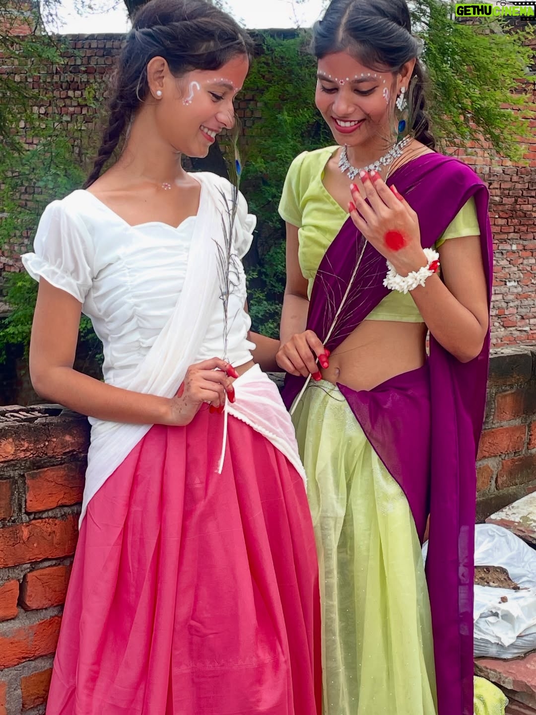 Varsha Sapna - 3.9K Likes - Radha-Krishna ke rang mein rang gaye hum 🪷🦚🪈💗✨…….
#janmastami #radha #radhakrishn #instagram #instamood #reelkarofeelkaro #reelitfeelit #goviral #picture #beauty
