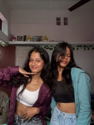 Varsha Sapna Instagram - “Oversized shirts, big smiles & better vibes ✨”
#reelitfeelit #reelkarofeelkaro #goviral #instagram #instagood #explorepage #attitude #expression