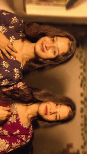 Varsha Sapna Instagram - Chura lo ☺️✨……
#instagram #instagood #attitude #expression #explorepage #reelkarofeelkaro #goviral #reelitfeelit #instamood