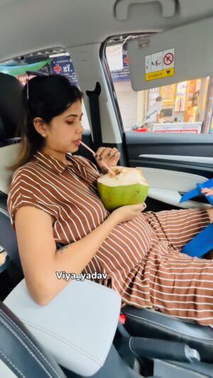 Varsha Yadav Instagram - Ab aur nhi 2 bahot hai