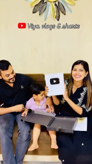 Varsha Yadav Instagram - Thank you so much guys šš»
#youtube #Silverplaybutton