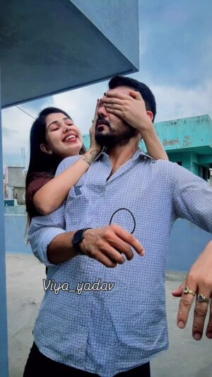 Varsha Yadav Instagram - š¤£š¤£š¤£
#viyayadav #IndianMasala #india #allindia #Viral #comedy #ComedyReel #hindi
#FunnyVideo #Reel #mumbai #indore #Indori #delhi #uttarpradesh #patipatninokjhok