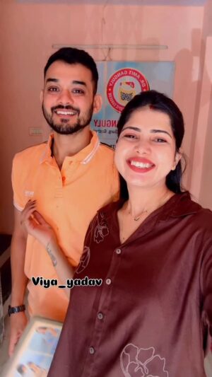 Varsha Yadav Instagram - Baby ke papaš„°
#viyayadav #IndianMasala #india #allindia #Viral #comedy #ComedyReel #hindi
#FunnyVideo #Reel #mumbai #indore #Indori #delhi #uttarpradesh