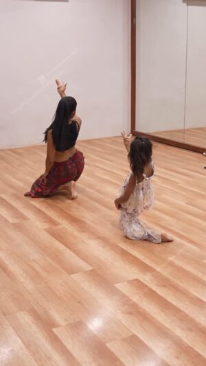 Vartika Jha Instagram - What moves 🤩

#superdancer #superdancerchapter5 #shilpashetty #geetakapur #staytuned #marzi