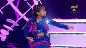 Vartika Jha Instagram - Poise, power aur perfect timing 🤩

Dekhiye #SuperDancerChapter5 Sat-Sun raat 8 baje, sirf #SonyEntertainmentTelevision par aur SonyLIV par.

[Super Dancer, Super Dancer Chapter 5, Kids, Dance reality show, Dance ke Superstar, Kids Dance Show, Entertainment] 

#SuperDancer #SuperDancerChapter5 #KidsDanceShow #DanceRealityShow #DanceKeSuperstar #SonyTV #Kavya #SuperDancerKavya #SuperGuruVartika