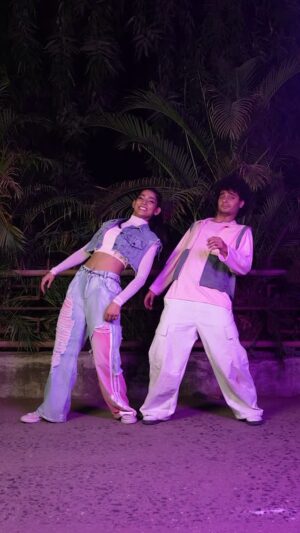 Vartika Jha Instagram - Warning: Ye reel dekh ke aapko apne dance partner ki yaad aa sakti hai
PS - The cat was a paid actor 😉

.

#RealMeHipHopIndiaS2 #AmazonMXPlayer #Streamingnow #hiphopindia #vartikajha #ranjeetjha #vartikaxranjeet