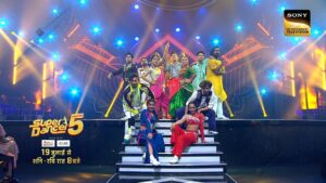 Vartika Jha Instagram - Jiske sar pe haath guru ka, vahi bana hai mahaan! ✨ 

Dekhiye #SuperDancerChapter5 19 July se, Sat-Sun raat 8 baje, sirf #SonyEntertainmentTelevision par aur SonyLIV par. 

[Super Dancer, Super Dancer Chapter 5, Kids, Dance reality show, Dance ke Superstar, Kids Dance Show, Entertainment] 

#SuperDancer #SuperDancerChapter5 #KidsDanceShow #DanceRealityShow #DanceKeSuperstar #SonyTV