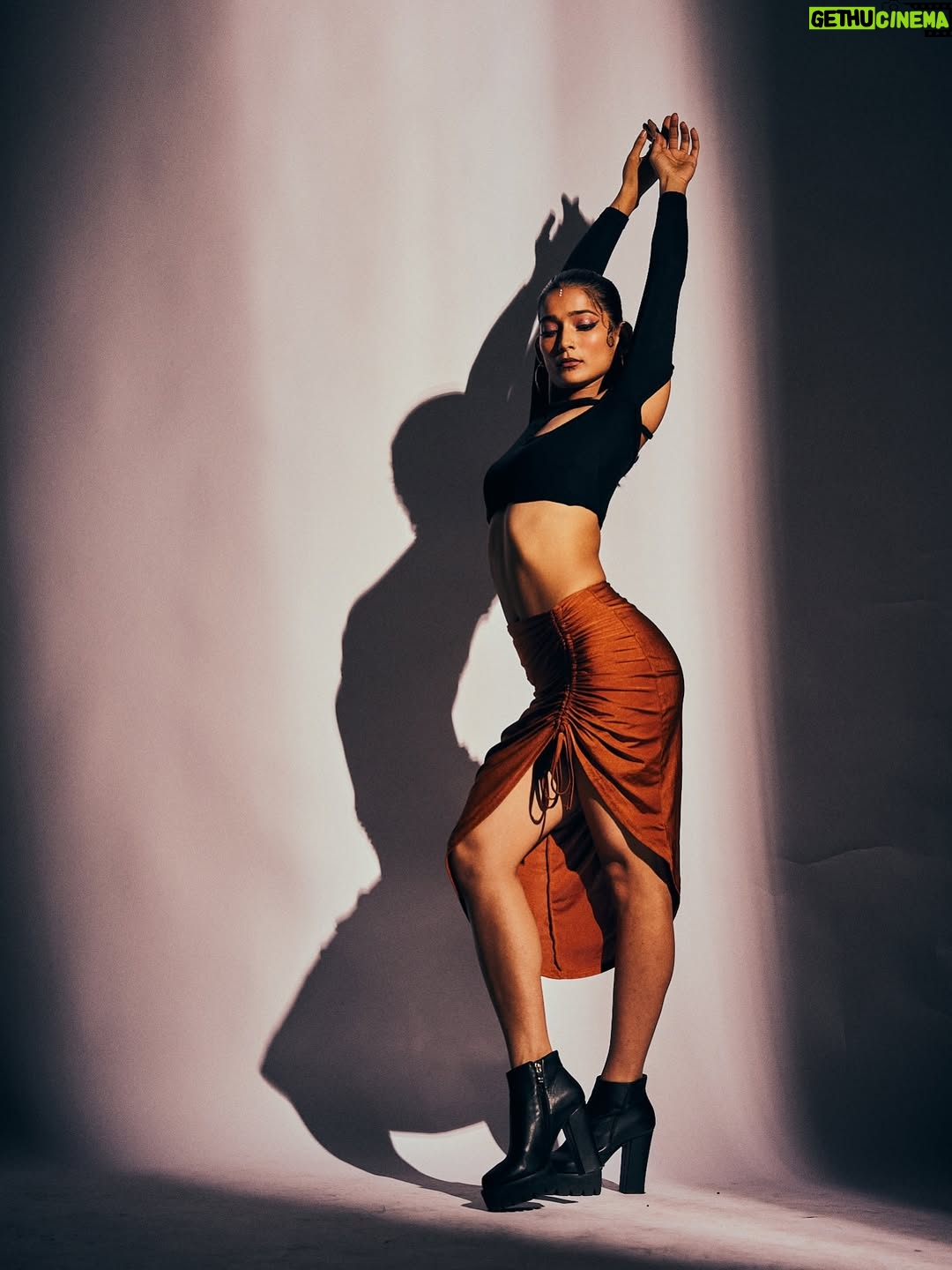 Vartika Jha - 58K Likes - 