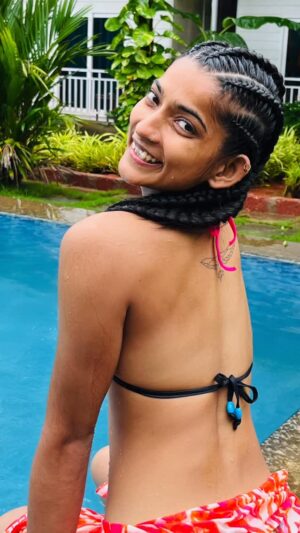 Vartika Jha Instagram - 🌊♥️🩷🩵🩵🧡❤️‍🔥

#Goa #arambol