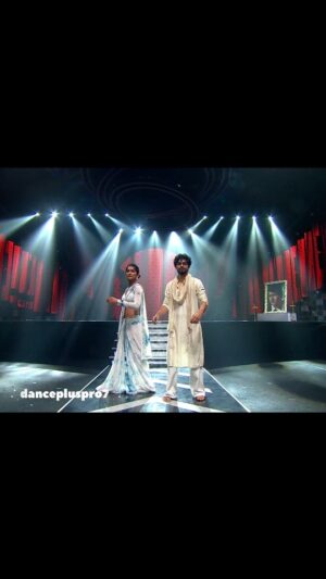 Vartika Jha Instagram - Share your friends 😀
.
. 
.
#superdancer  #superdancerchapter5 #kidsdanceshow #dancerealityshow #dancesuperstar #abhinay_photo_graphy #the_royal_event_managment #sonytv #superdancersonytv5 #dancer #dance #superdancer5 #superdancer2025 #dancekesuperstars #dancepluspro7 #newseason2025 #NewShow #india #alldancers #reels #reelsinstagram😍 #viral #trending #instadaily #explorepage #instagram #geetakapoorofficial #shilpashetty #mamají #superdancerseason5