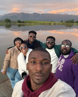 Veekee James Instagram - 18 Slides of beauty, nature & familyš„°
Happy New Week VJ Armyā¤ļø