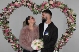 Vero Rodríguez Instagram - When getting married to you once wasn’t enough #BurningLove