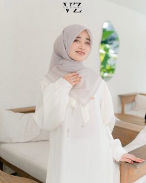 Veve Zulfikar Instagram - Awal bulan biar makin semangat enaknya belanja ga sih? Recomended banget buat kamu yang lagi nyari scarf simple minimalis! Checkout Zena Scarf ini aja sayš Warna āNudeā yang paling netral, bakal kepake buat segala occasion, milikin sekarang yukš
GRATIS ZENA SCARF BUAT 2 Dyn Ladies yang Beruntungā¼ļø Cukup follow, like, share, dan komenšš»
Z
E
N
A
Screenshot buktinya kirim ke DM yukā¤ļø Good luckš¤
ā ļøFREE ONGKIR KE SELURUH INDONESIA ORDER MELALUI WA DAN WEBSITE ONLYā ļø Curi foto & video selain mitra resmi DENDA 10jutaā HATI-HATI PENIPUAN & DYN PALSUā¼ļø
Zena Scarf
Material: Voal Ultrafine Premium
Best price: (harga khusus website & whatsapp)
Best price: IDR 189.000-,
Detail :
Size 115 cm x 115 cm
Finishing lasercut
Aksen plat logo Dyn premium
Include pouch
āØPAKET BUNDLINGāØ
Paket A: IDR 199.000-, (Scarf Include Pouch & Paperbag)
Paket B: IDR 210.000-, (Scarf Include Exclusive box)
Paket C: IDR 219.000-, (Scarf Include Exclusive box & Paperbag)
Available in 7 colors: Candy pink, nude, light grey, black, sky blue, sage & orchid
Note : warna asli bisa jadi sedikit berbeda dari foto di karenakan efek kamera, pencahayaan ketika pemotretan serta resolusi dan kecerahan layar.
Order Onšš»
ā
Website: www.dynofficial.com (FREE ONGKIR)
ā
Shopee: DYN Official Shop & dynclothing.official
ā
Tokopedia: DYN Clothingline Official
ā
Lazada: DYN Clothingline Shop
ā
Tiktokshop: Dyn clothingline (@ dynclothing)
ā
Whatsapp (FREE ONGKIR):
Admin 1 šš»Kak Priska: 0851-6318-7084
Admin 2 šš» Kak Pitri: 0851-7536-8025
Admin 3šš» Kak Dyah: 0851-6159-5868
Daftar distributor resmi DYN :
Jawa Timur
@dyn_sidoarjo
@dyn_kediri
@dyn.jember
@dyn_clothinglinemalang
@dyn_tulungagung
@dyn_tuban
@dyn_gresik
@dyn_madura
@dyn_pmk
@dyn_blitarofficial
Yogyakarta
@dyn_jogja.bantul
@dyn_kotayogyakarta
@dyn_sleman
Sumatera
@dyn_riau
@dyn_bangka.belitung
@dyn_jambi
@dyn_sumaterrabarat