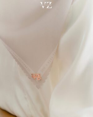 Veve Zulfikar Instagram - Awal bulan biar makin semangat enaknya belanja ga sih? Recomended banget buat kamu yang lagi nyari scarf simple minimalis! Checkout Zena Scarf ini aja sayš Warna āNudeā yang paling netral, bakal kepake buat segala occasion, milikin sekarang yukš
GRATIS ZENA SCARF BUAT 2 Dyn Ladies yang Beruntungā¼ļø Cukup follow, like, share, dan komenšš»
Z
E
N
A
Screenshot buktinya kirim ke DM yukā¤ļø Good luckš¤
ā ļøFREE ONGKIR KE SELURUH INDONESIA ORDER MELALUI WA DAN WEBSITE ONLYā ļø Curi foto & video selain mitra resmi DENDA 10jutaā HATI-HATI PENIPUAN & DYN PALSUā¼ļø
Zena Scarf
Material: Voal Ultrafine Premium
Best price: (harga khusus website & whatsapp)
Best price: IDR 189.000-,
Detail :
Size 115 cm x 115 cm
Finishing lasercut
Aksen plat logo Dyn premium
Include pouch
āØPAKET BUNDLINGāØ
Paket A: IDR 199.000-, (Scarf Include Pouch & Paperbag)
Paket B: IDR 210.000-, (Scarf Include Exclusive box)
Paket C: IDR 219.000-, (Scarf Include Exclusive box & Paperbag)
Available in 7 colors: Candy pink, nude, light grey, black, sky blue, sage & orchid
Note : warna asli bisa jadi sedikit berbeda dari foto di karenakan efek kamera, pencahayaan ketika pemotretan serta resolusi dan kecerahan layar.
Order Onšš»
ā
Website: www.dynofficial.com (FREE ONGKIR)
ā
Shopee: DYN Official Shop & dynclothing.official
ā
Tokopedia: DYN Clothingline Official
ā
Lazada: DYN Clothingline Shop
ā
Tiktokshop: Dyn clothingline (@ dynclothing)
ā
Whatsapp (FREE ONGKIR):
Admin 1 šš»Kak Priska: 0851-6318-7084
Admin 2 šš» Kak Pitri: 0851-7536-8025
Admin 3šš» Kak Dyah: 0851-6159-5868
Daftar distributor resmi DYN :
Jawa Timur
@dyn_sidoarjo
@dyn_kediri
@dyn.jember
@dyn_clothinglinemalang
@dyn_tulungagung
@dyn_tuban
@dyn_gresik
@dyn_madura
@dyn_pmk
@dyn_blitarofficial
Yogyakarta
@dyn_jogja.bantul
@dyn_kotayogyakarta
@dyn_sleman
Sumatera
@dyn_riau
@dyn_bangka.belitung
@dyn_jambi
@dyn_sumaterrabarat
