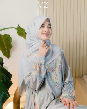 Veve Zulfikar Instagram - Zena Scarf in Light Grey⨠ga butuh waktu lama lagi buat pilih hijab yang masuk disegala outfitā¤ļøZena Scarf warna Light Grey ini bisa jadi solusi kamu⨠order sekarang yukš
FREE ZENA SCARF buat 2 dyn ladiesā¼ļø Cukup follow, like, share, dan komenšš»
M
A
U
Screenshot buktinya kirim ke DM yukā¤ļø Good luckš¤
ā ļøFREE ONGKIR KE SELURUH INDONESIA ORDER MELALUI WA DAN WEBSITE ONLYā ļø Curi foto & video selain mitra resmi DENDA 10jutaā HATI-HATI PENIPUAN & DYN PALSUā¼ļø
Zena Scarf
Material: Voal Ultrafine Premium
Best price: (harga khusus website & whatsapp)
Best price: IDR 189.000-,
Detail :
Size 115 cm x 115 cm
Finishing lasercut
Aksen plat logo Dyn premium
Include pouch
āØPAKET BUNDLINGāØ
Paket A: IDR 199.000-, (Scarf Include Pouch & Paperbag)
Paket B: IDR 210.000-, (Scarf Include Exclusive box)
Paket C: IDR 219.000-, (Scarf Include Exclusive box & Paperbag)
Available in 7 colors: Candy pink, nude, light grey, black, sky blue, sage & orchid
Note : warna asli bisa jadi sedikit berbeda dari foto di karenakan efek kamera, pencahayaan ketika pemotretan serta resolusi dan kecerahan layar.
Order Onšš»
ā
Website: www.dynofficial.com (FREE ONGKIR)
ā
Shopee: DYN Official Shop & dynclothing.official
ā
Tokopedia: DYN Clothingline Official
ā
Lazada: DYN Clothingline Shop
ā
Tiktokshop: Dyn clothingline (@ dynclothing)
ā
Whatsapp (FREE ONGKIR):
Admin 1 šš»Kak Priska: 0851-6318-7084
Admin 2 šš» Kak Pitri: 0851-7536-8025
Admin 3šš» Kak Dyah: 0851-6159-5868
Daftar distributor resmi DYN :
Jawa Tengah
@dyn_pati
@dyn_pekalongan
@dyn_kebumen
@dyn_pemalang
@dyn_jepara
@dyn_kudus_
@dyn_patikudus
@dyn_salatiga_ambarawa_ungaran
@dynclothingline_solo
Jawa Barat
@dyn_garut
@dyn_karawang
@dyn_cianjur
@dyn_sukabumi
Jabodetabek
@dyn_jabodetabek
@dyn_jakartabarat
@dyn_distrijakartatimur
@dyn_jakartaselatan
@dyn_distributordepok
@dyn_jakartapusat
@dyn_jktutara
Banten
@dyn_cilegonbanten