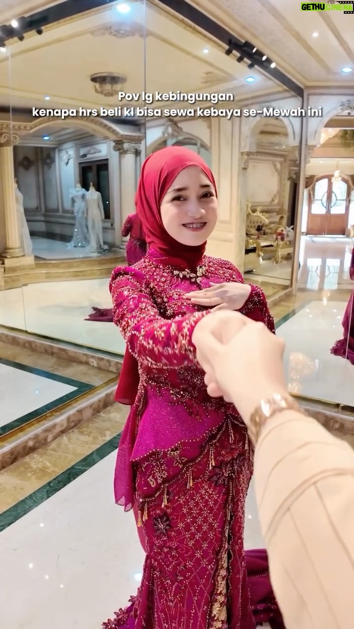Veve Zulfikar - 3 Likes - kalau kalian team Custom / Sewa ? 🤗