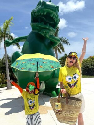 Victoria Xipolitakis Instagram - Gracias @nickresortrivieramaya @nickelodeonenespanol @nickelodeonfamiliaespanol por hacer felices a los niños como a los adultos;
Impresionante hotel lleno de magia, diversión y atención.
Increíbles vacaciones y vivirlas junto a vos HiJO hacen que sean INOLVIDABLES ❤️