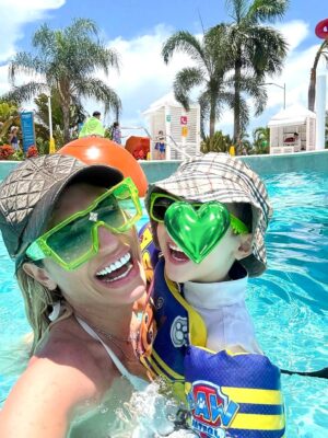 Victoria Xipolitakis Instagram - Gracias @nickresortrivieramaya @nickelodeonenespanol @nickelodeonfamiliaespanol por hacer felices a los niños como a los adultos;
Impresionante hotel lleno de magia, diversión y atención.
Increíbles vacaciones y vivirlas junto a vos HiJO hacen que sean INOLVIDABLES ❤️