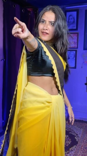 Vishaka Panwar Instagram - Lo ispey dance bhi kardiya🤣😂
#jaatni #reelitfeelit #explorepage