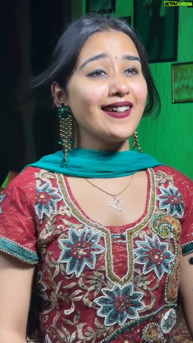 Vishaka Panwar - 197.7K Likes - Kisne yeh movie dekhi hai?😍👇🏻
#jaatni #reelitfeelit #explorepage