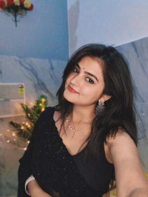 Vishali Instagram - ❤️
#saree #visshh #fyp #saiyaara