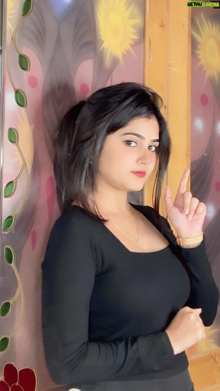 Vishali - 23.8K Likes - Aayi samjh😂

#reels #reelsinstagram #reelsvideo #trendingreels #trending #comedy #explore #explorepage #instalike #instagram #instagood