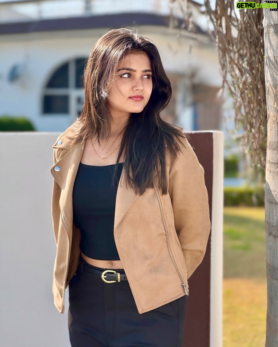 Vishali - 42.6K Likes - Glowy photos, endless vibes❤️🫧

#pic #picture #picoftheday #photooftheday #photo #photoshoot #instagram #instalike #instagood #trending #explore #explorepage #portrait