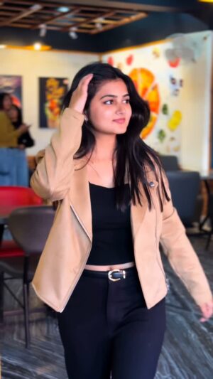 Vishali Instagram - ❤️❤️
#reels #reelsinstagram #reelsvideo #reelitfeelit #instagram #instagood #trendingreels #trending #explore #explorepage #outfit #love #viral