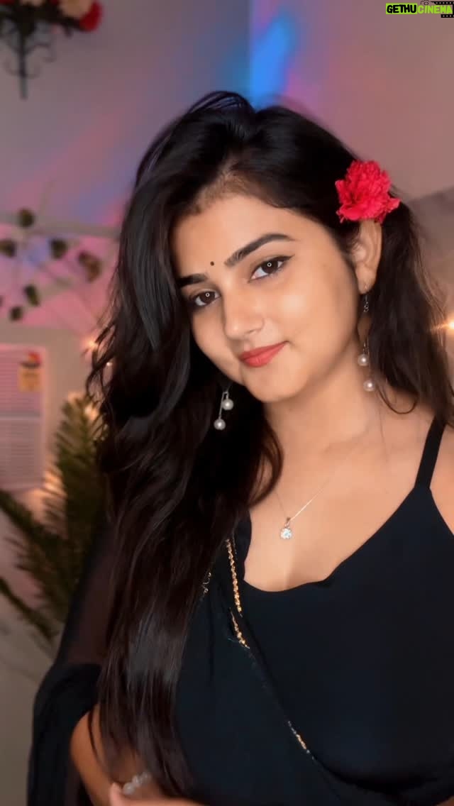 Vishali - 405.4K Likes - Phool🌺

#fypage #visshh  #trendingreels #explore #bollywood