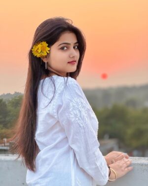 Vishali Instagram - Be your own reason to smile😍🫧

#pic #picoftheday #picture #photooftheday #photo #photography #photoshoot #love #instagram #instalike #instagood #trending #explore #explorepage #smile