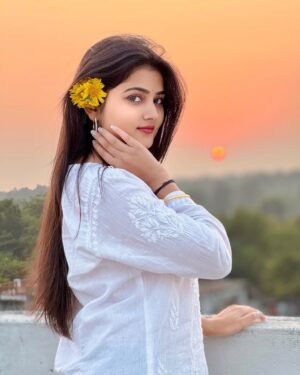 Vishali Instagram - Be your own reason to smile😍🫧
#pic #picoftheday #picture #photooftheday #photo #photography #photoshoot #love #instagram #instalike #instagood #trending #explore #explorepage #smile