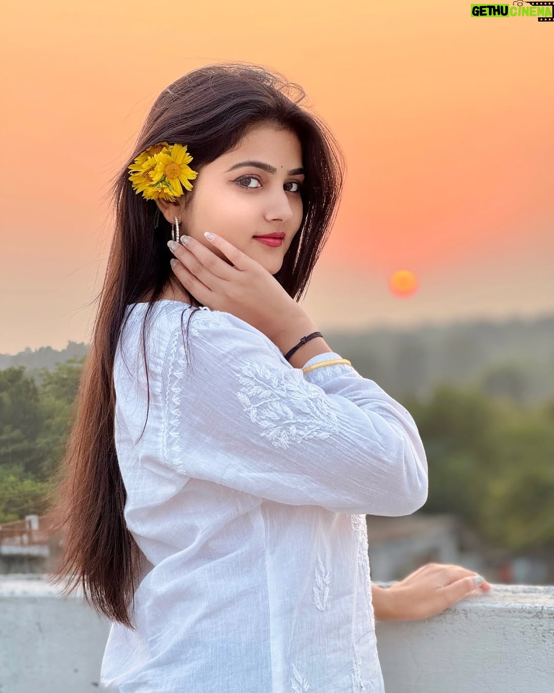 Vishali - 14.1K Likes - Be your own reason to smile😍🫧

#pic #picoftheday #picture #photooftheday #photo #photography #photoshoot #love #instagram #instalike #instagood #trending #explore #explorepage #smile