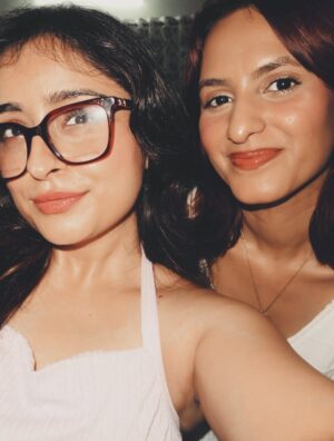 Vitasta Bhat Instagram - Pune is so cute and so is @rituu.t 🥰🤍