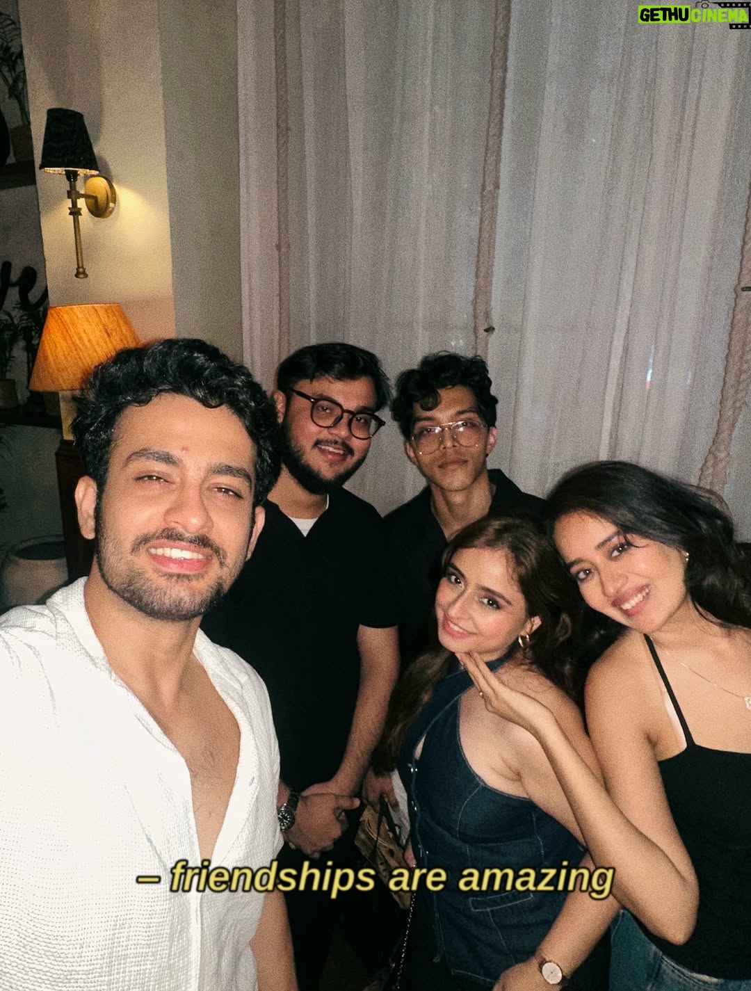 Vitasta Bhat - 9.1K Likes - My favourite month is over :( #AugustDump