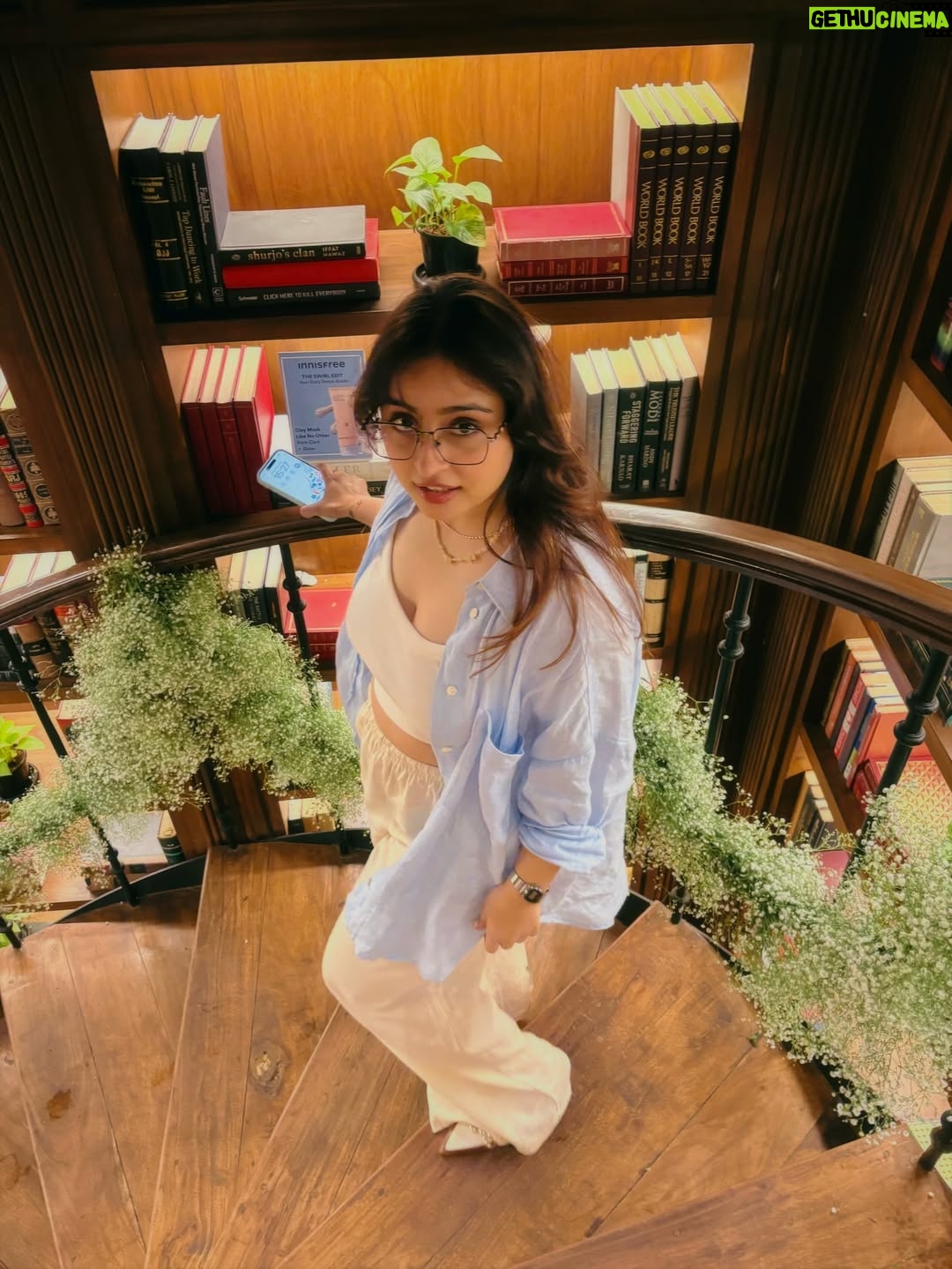 Vitasta Bhat - 10K Likes - Serving face and salads in July #JulyDump