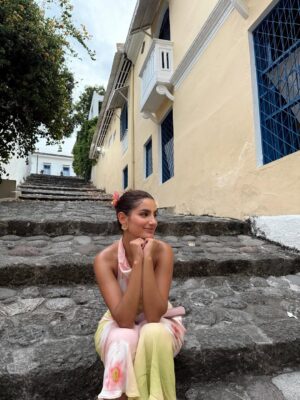 Vivian Ossa Instagram - Honda siempre me traes lindos recuerdos 🌸 #sundaymood