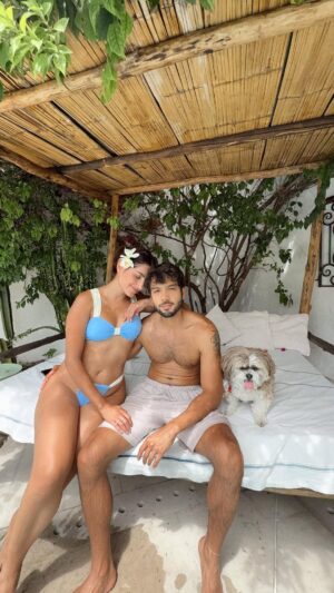 Vivian Ossa Instagram - Es regla😅 quien creen que es el zen de esta relación 😌solo respuestas incorrectas : 🤭 #parati #comedia #humor #humordeparejas #parejas