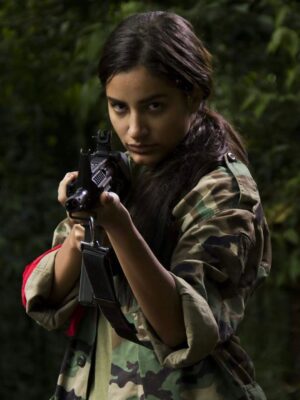 Vivian Ossa Instagram - Feliz dia del actor 🎬 desde los 13 años dando lora 🤭😂gracias por acompañarme en cada personaje espero poder seguir creciendo y compartiendo este arte que me hizo soñar desde pequeña ♥️ con cual personaje me conociste ? #diadelactor #parati #actriz