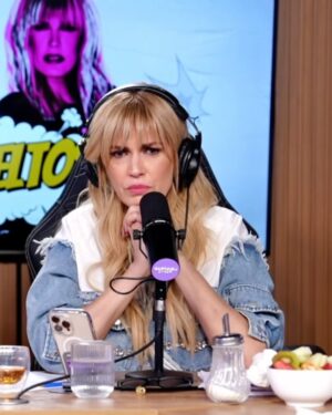 Viviana Canosa Instagram - 🚨 Viviana Canosa, sin filtros contra el gobierno de Milei
La periodista estalló en vivo y lanzó una frase durísima “Para este gobierno, los discapacitados son seres descartables”.
Su declaración generó polémica inmediata y encendió el debate en las redes.
#milei #vivianacanosa