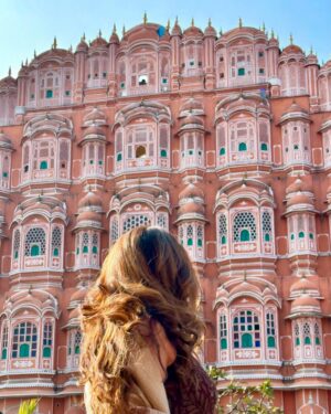 Vrushali Vachhiyat Instagram - Postcards from Jaipur 🦚🌷
.
#travelgram #vrunicorns #jaipur #hawamahal #jalmahal #travellife #jaipurdiaries #jaipurcity #rajasthan