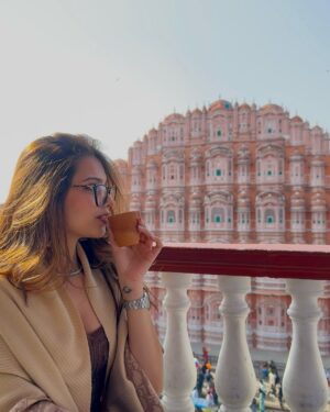 Vrushali Vachhiyat Instagram - Postcards from Jaipur 🦚🌷
.
#travelgram #vrunicorns #jaipur #hawamahal #jalmahal #travellife #jaipurdiaries #jaipurcity #rajasthan