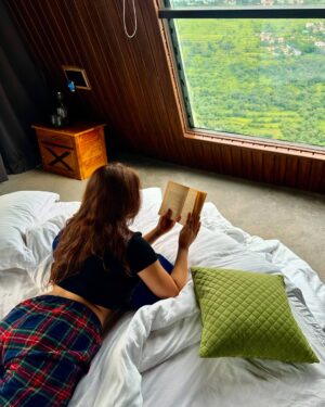 Vrushali Vachhiyat Instagram - Unwind, relax, and indulge in luxury at A Vantage by @saffronstays 🌿✨ Our family’s cozy escape in Panchgani was nothing short of perfect—from the breathtaking views to the impeccable service. 🏞️💫 Can’t wait to return for another round of blissful staycations! 💕 #StaycationGoals #PanchganiPerfection #FamilyTime #SaffronStays #travelgram #staycation #cozyvilla #travellife #familytime #familyvacation