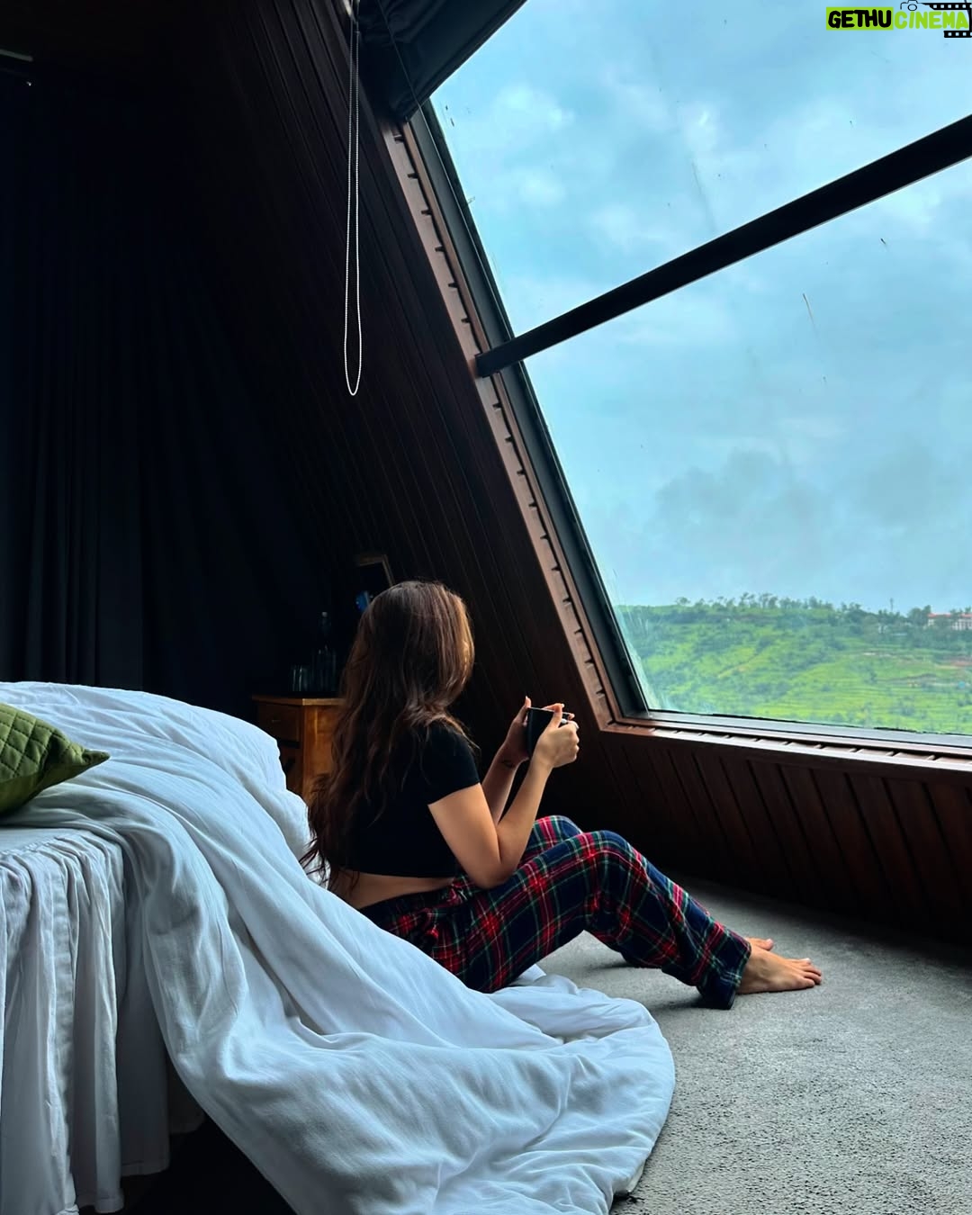 Vrushali Vachhiyat - 9.6K Likes - Unwind, relax, and indulge in luxury at A Vantage by @saffronstays 🌿✨ Our family’s cozy escape in Panchgani was nothing short of perfect—from the breathtaking views to the impeccable service. 🏞️💫 Can’t wait to return for another round of blissful staycations! 💕 #StaycationGoals #PanchganiPerfection #FamilyTime #SaffronStays #travelgram #staycation #cozyvilla #travellife #familytime #familyvacation