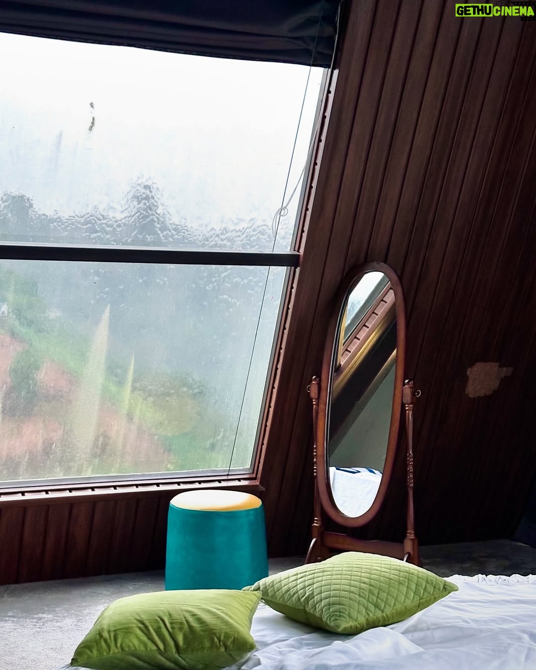Vrushali Vachhiyat - 9.6K Likes - Unwind, relax, and indulge in luxury at A Vantage by @saffronstays 🌿✨ Our family’s cozy escape in Panchgani was nothing short of perfect—from the breathtaking views to the impeccable service. 🏞️💫 Can’t wait to return for another round of blissful staycations! 💕 #StaycationGoals #PanchganiPerfection #FamilyTime #SaffronStays #travelgram #staycation #cozyvilla #travellife #familytime #familyvacation