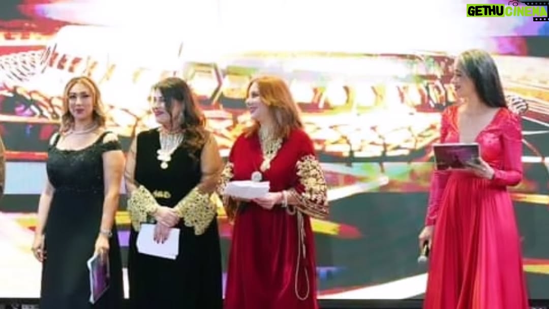 Wahida Dridi - 1.3K Likes - @habahbehrula @chaimachammam @aimen.prod 
Clôture du festival international des cours métrages Doc et fiction Médenine jerba Midoun