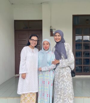 Wany Hasrita Instagram - Salam Aidiladha dari Kuching, Sarawak. š¤
.